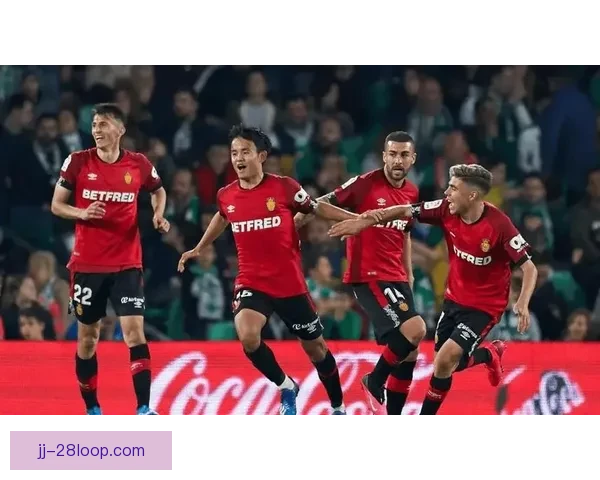 从数据与战术解读姆巴佩对阵多特亚洲杯关键表现全面解析影响力评估